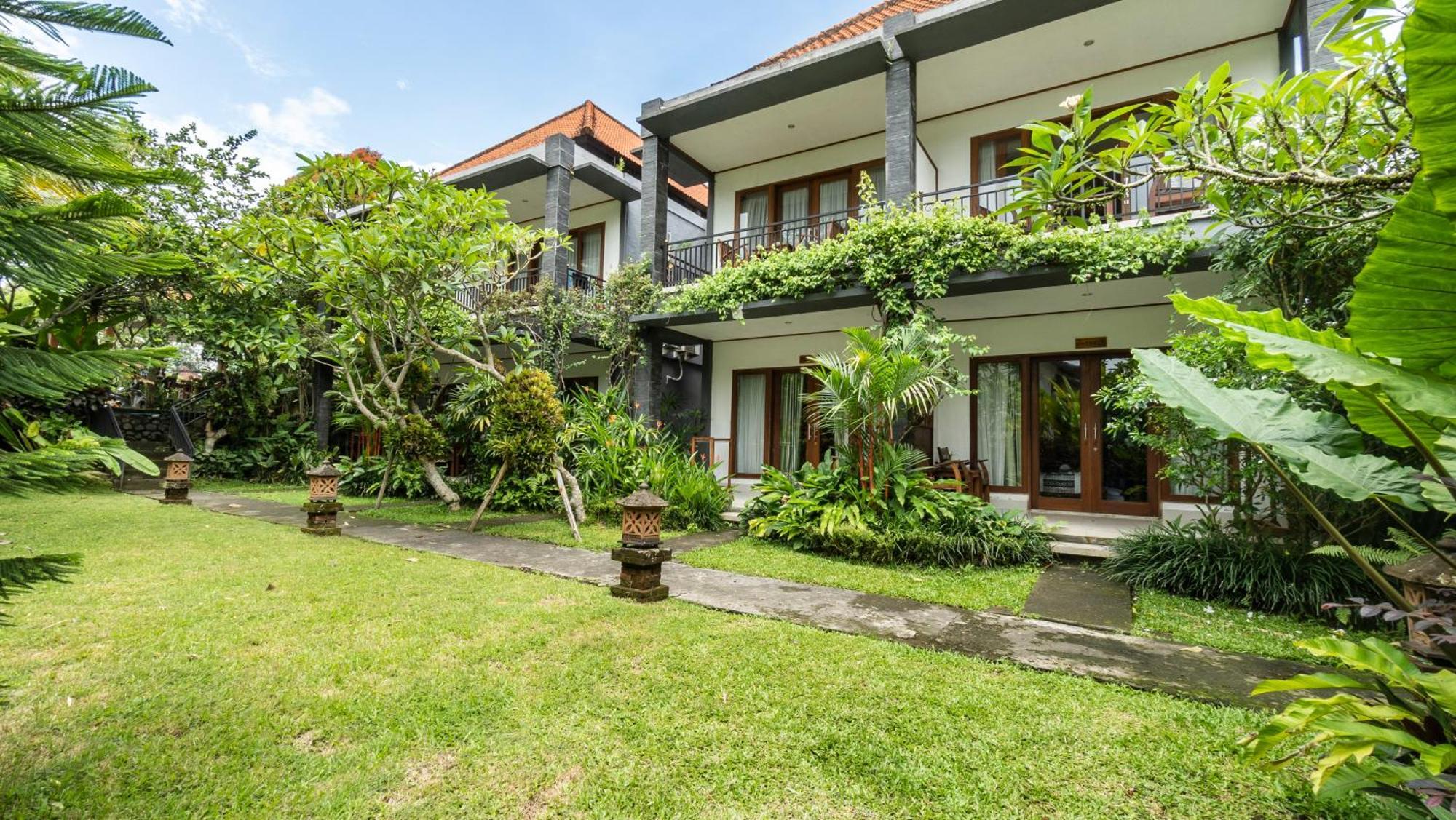 Gita Maha Ubud Hotel By Mahaputra-Chse Certified Extérieur photo