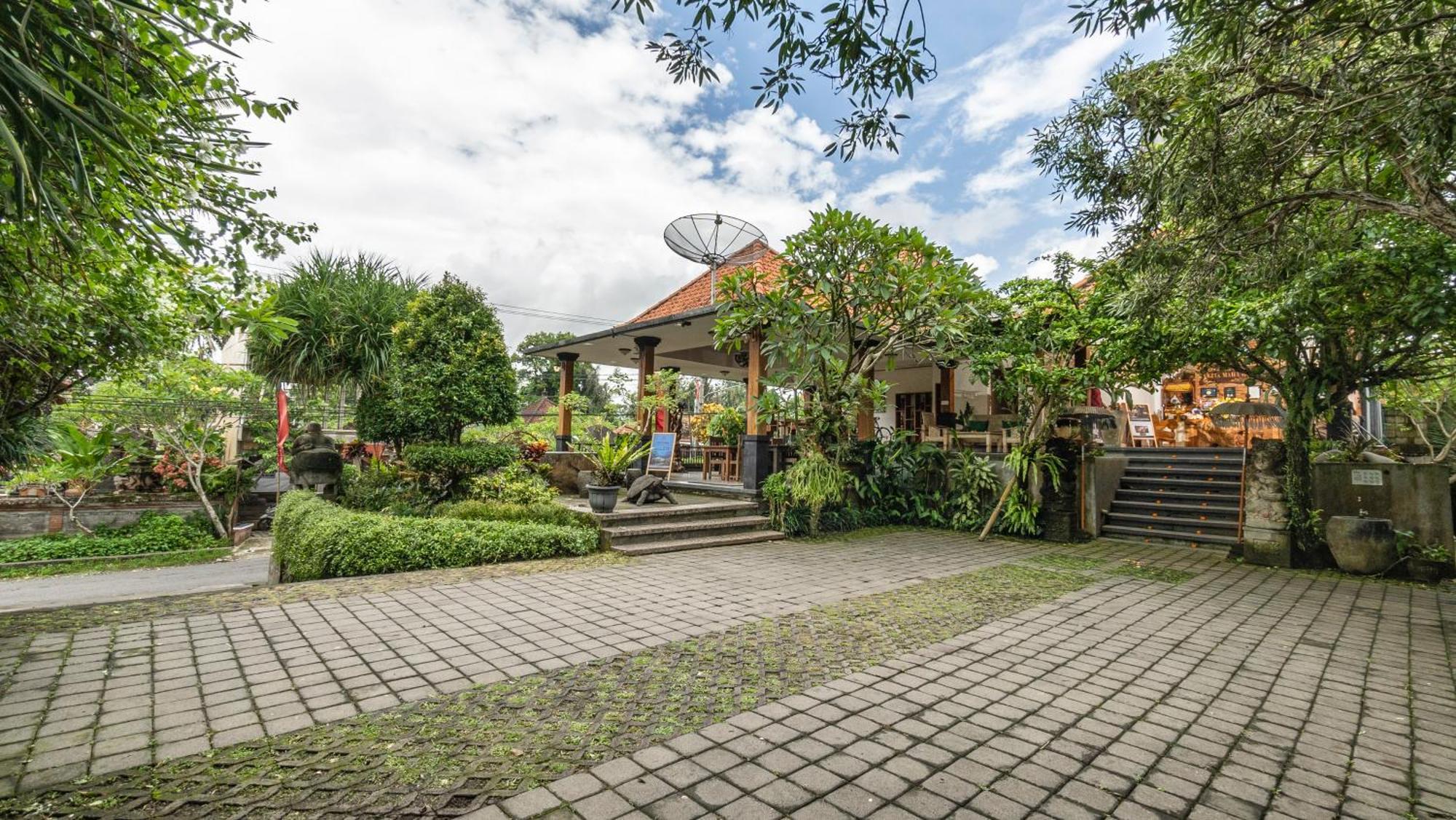 Gita Maha Ubud Hotel By Mahaputra-Chse Certified Extérieur photo